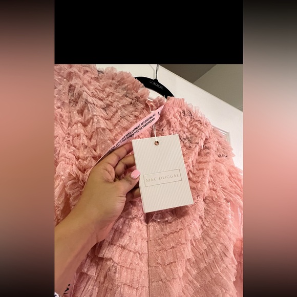 NWT MAC DUGGAL RUFFLE DRESS - Picture 3 of 3